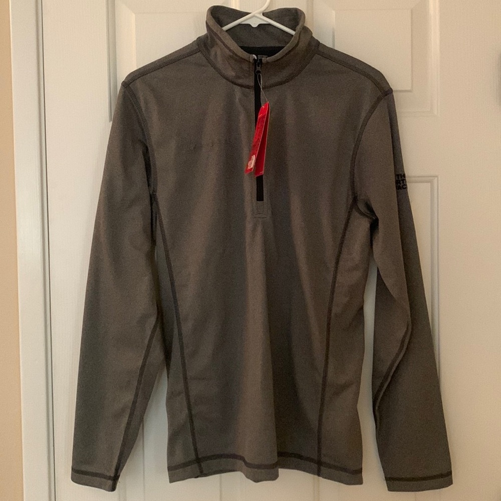 Brand New The North Face Men's 1/4 Zip Tech Fleece Jacket (Size S). NWT